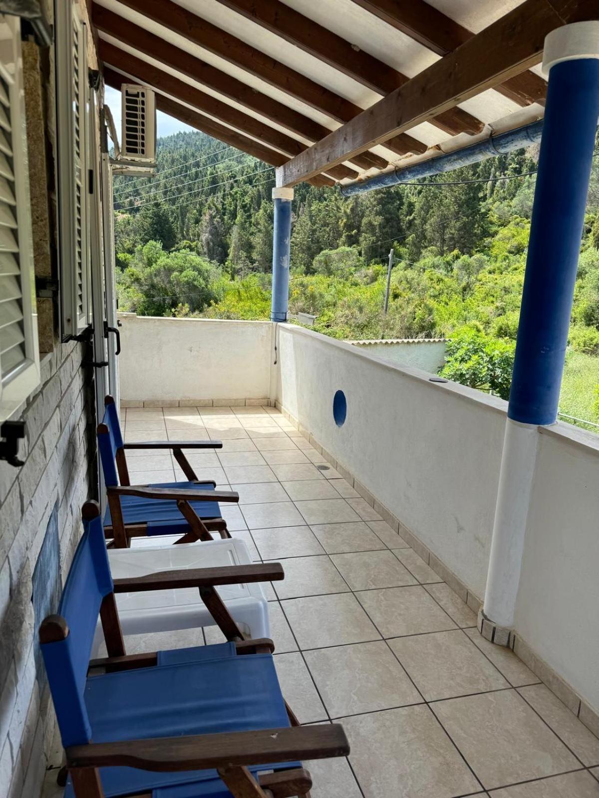 Nisaki Mathraki B&B Δωμάτιο φωτογραφία