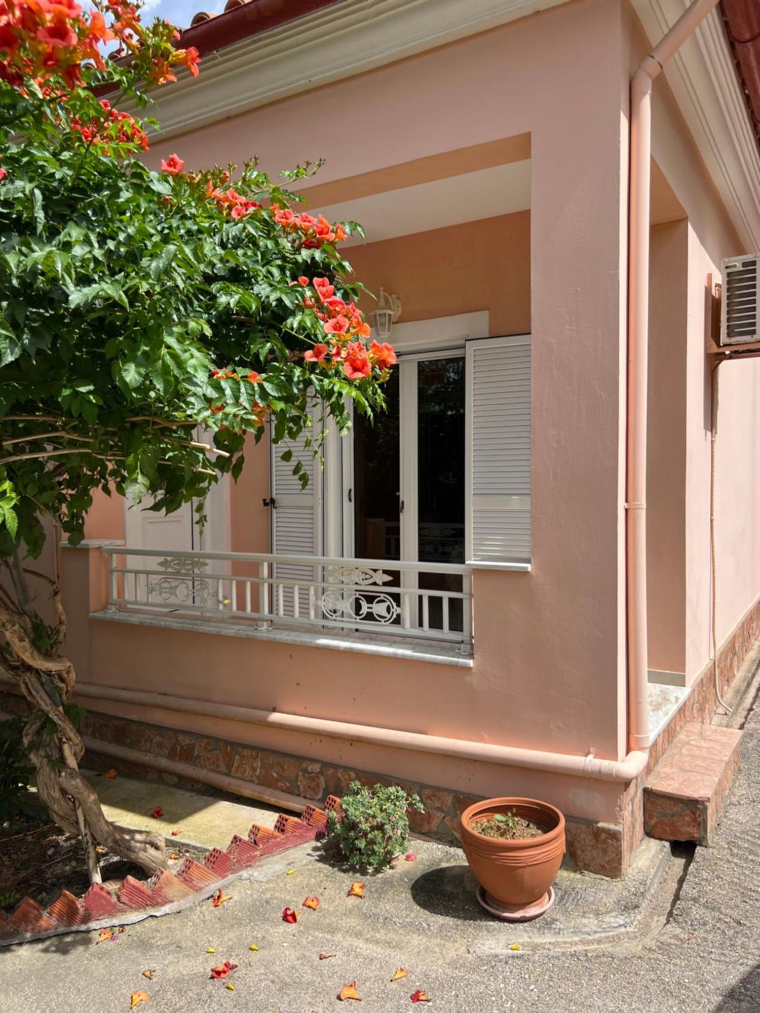 Nisaki Mathraki B&B Δωμάτιο φωτογραφία